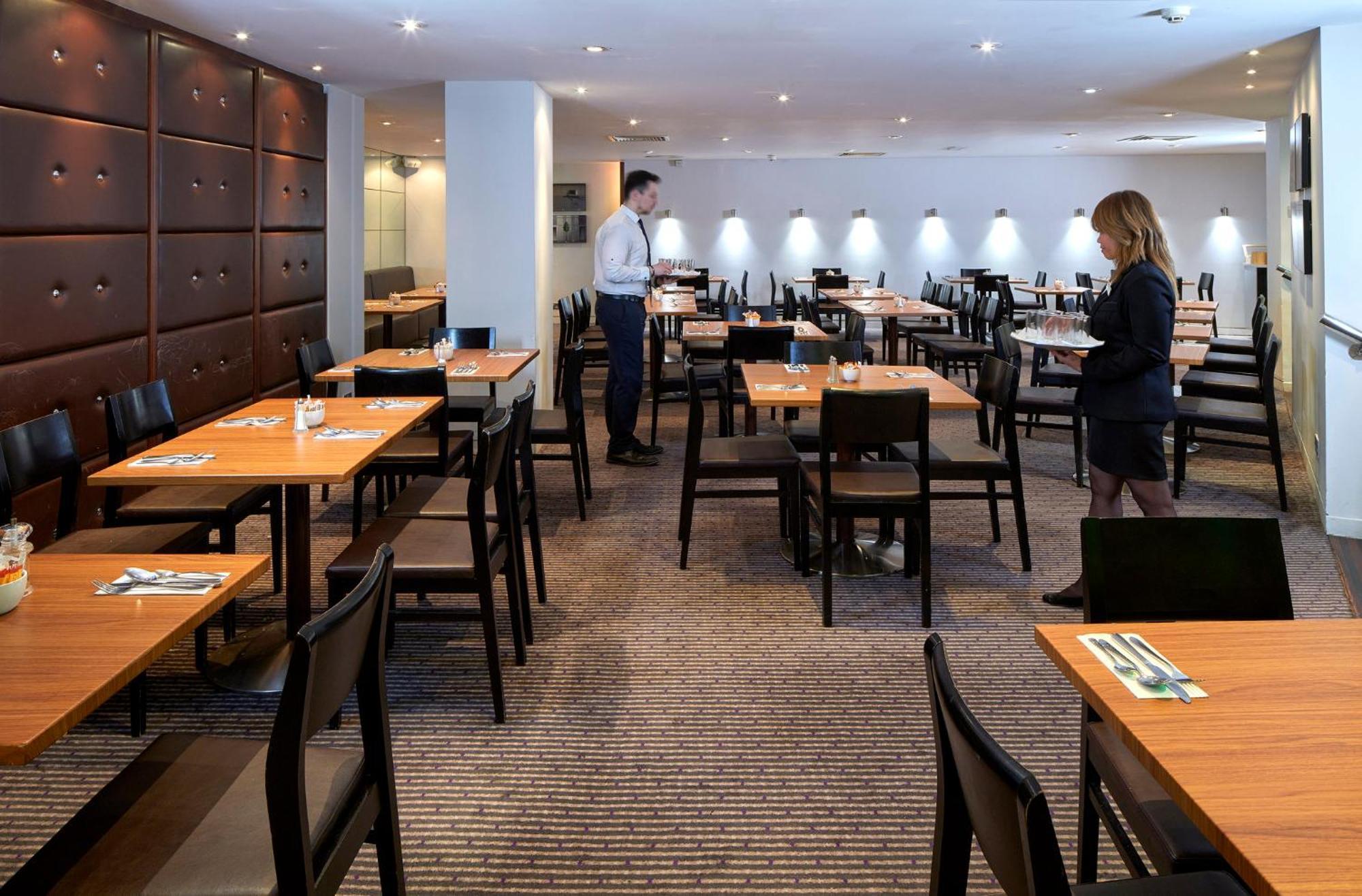 Holiday Inn London Bloomsbury By Ihg Exterior photo